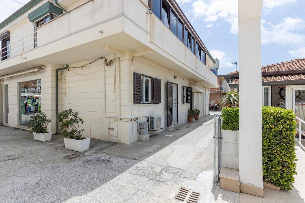 Casa Sul Mare - Vacation Apartment Viareggio